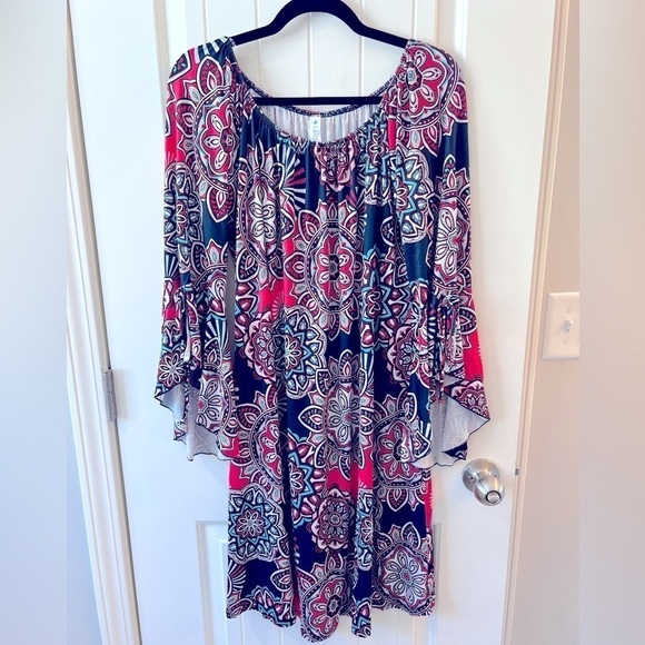 Paisley Grace Medallion Butterfly Sleeve Dress Size XXL - Picture 1 of 9